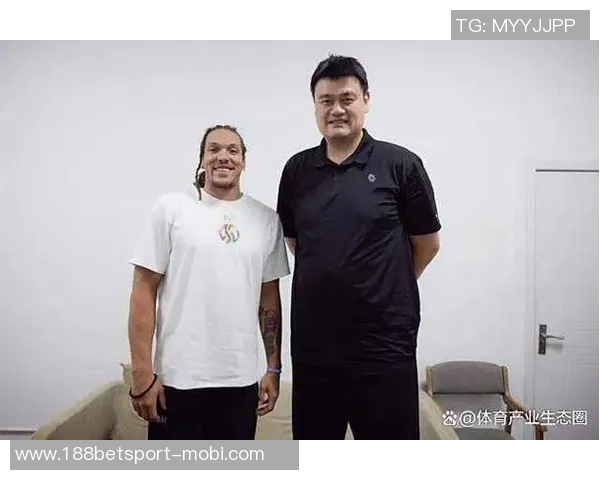 本戈登回忆初见姚明时的震撼感受竟认为他体内有外星人操控着他