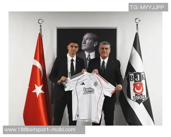 贝西克塔斯全力争取厄兹詹已与其团队达成一致协议 贝西克塔斯全力争取厄兹詹已与其团队达成一致协议